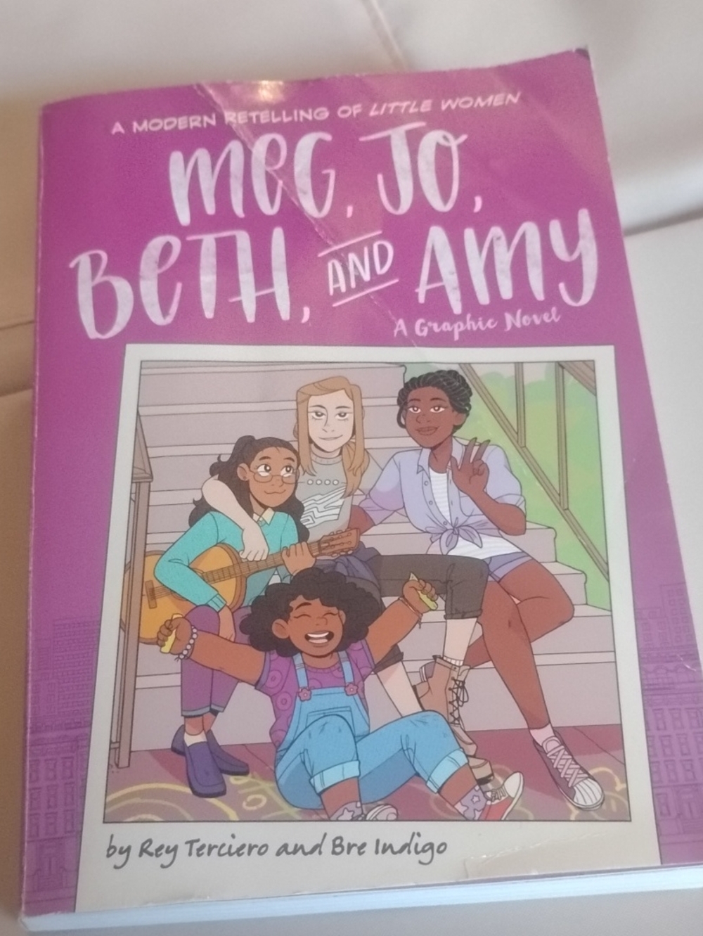 Meg, Jo, Beth, and Amy Graphic Novel – Pink Cover